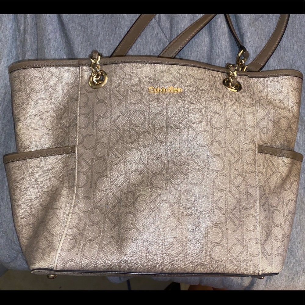 Calvin Klein bag in great condition